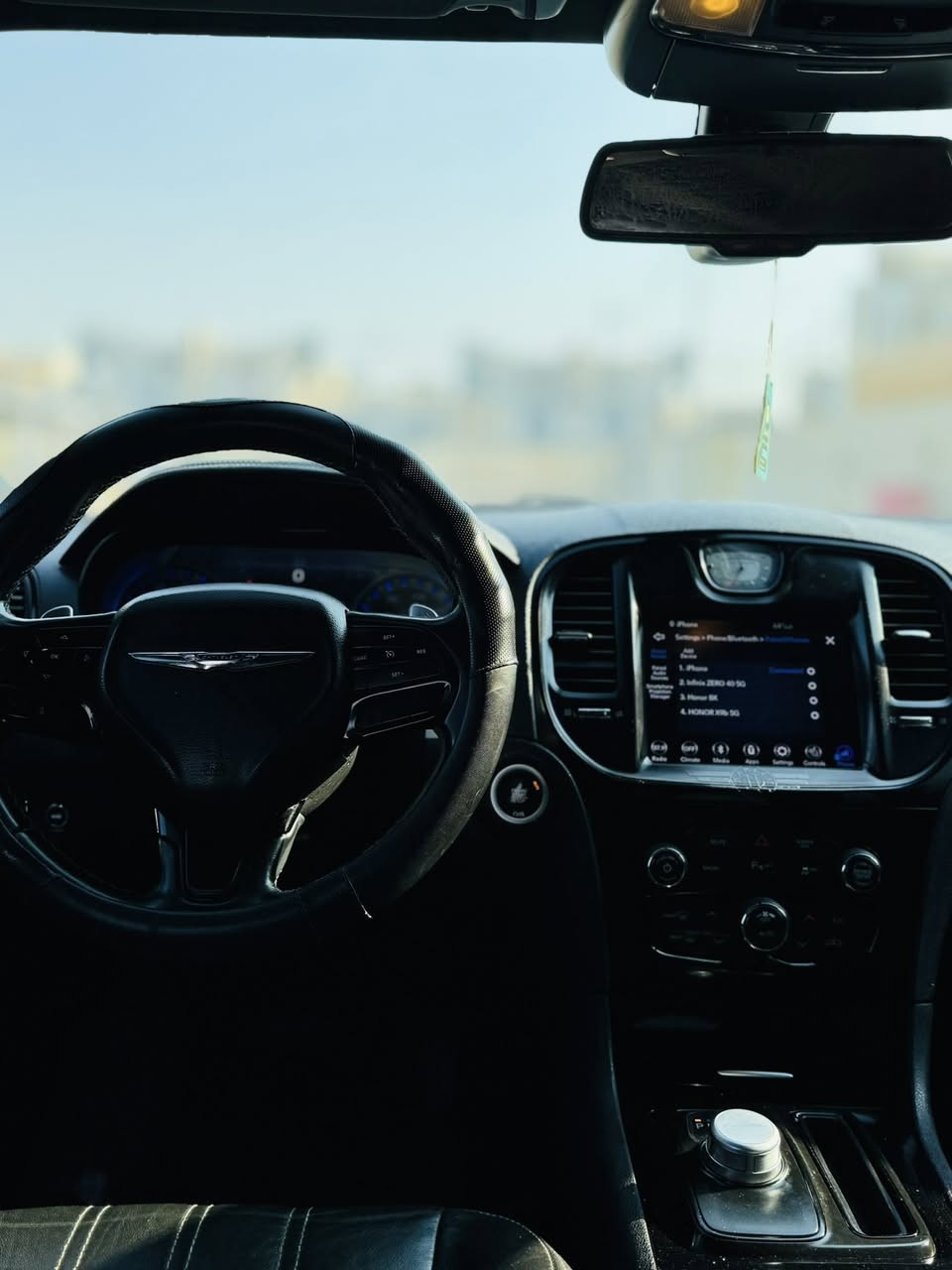 Chrysler ( S 2018 )

لون كحلي  / رقم بغداد

حادث السياره البنيد وجاملغين امامي فقط مرفق مع صور الحادث 

عداد المسافه 135 الف 

السياره كامله مناقصها شي 

الموصفات 😎

1-محرك (3600) 6سلندر 

2-كامره دواره

3-حساسات خلفيه

4-سماعات سستم

5-تشغيل عن بعد 

6-تحكمات سترين 

7-كشنات كهرباء 

8-تدفئة وتبريد بالكشنات 

9-كشن خزن

10-تبريد قطعتين 

11-هيترات بالمري 

12-لايتات زنون اناره عاليه 

13-بك لايتات ليزري 

14-سقف بانوراما 

15-كير ماوس 

وهوايه مواصفات بعد سياره كلش حلوه 

السعر (215)

رقم الهاتف   ***********

مكان السياره كربلاء 

وبالعافيه ع الي ياخذها
