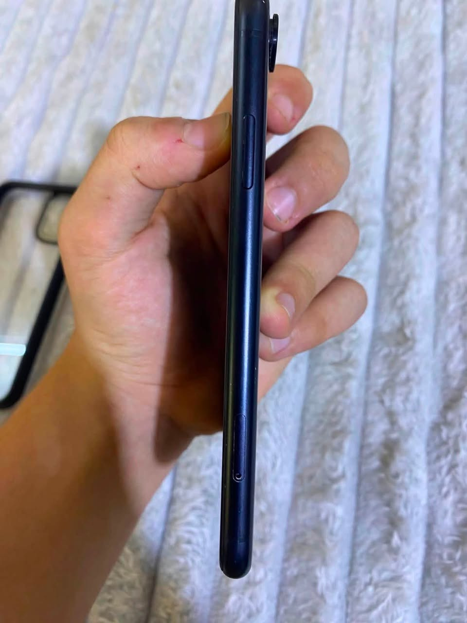 سلام عليكم للمراوس فقط ايفون 12 برو ماكس
ايفون XR 
ذاكره 64 
بطاريه 81 ما ملعوب بيها
شاشه ٣ خيارات مبدله اصليه لا تعليك ولا تشمر
تحديث 26
كامره 4K
بوبجي 60 فريم جير سكوب

مكان فلوجه *********** بي واتساب
