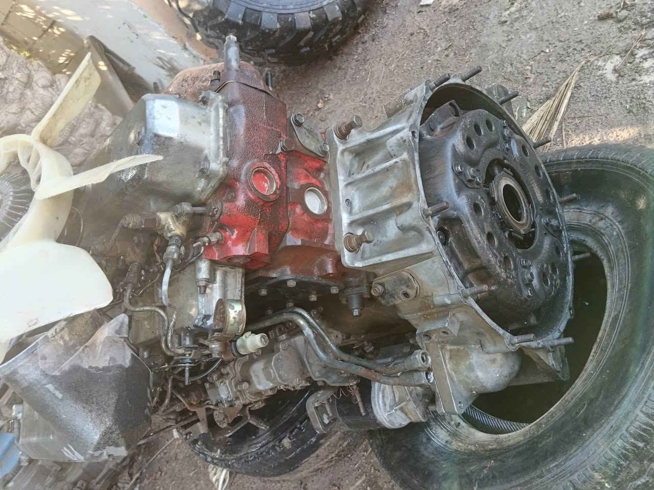 السلام عليكم محرك هينو طيره ٧٠ للبيع مفتر بي يطغ خانه وحده للاستفسار الاتصال على الرقم ***********
