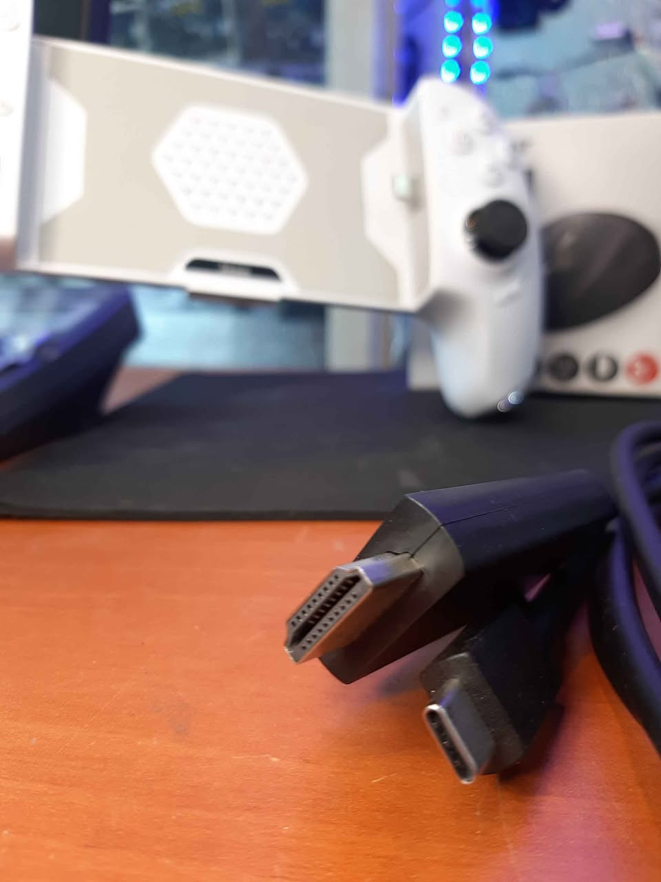 🔥 محول USB-C إلى HDMI بحالة ممتازة 🔥
حوّل شاشة موبايلك أو اللابتوب إلى التلفزيون أو الشاشة الكبيرة بسهولة.
✅ جودة ممتازة ✅ نقل صورة وصوت ✅ سهل الاستخدام ✅ شغال 100%
💰 السعر: 15,000 دينار فقط
📩 تفاصيل اكثر المراسلة على الخاص.:

🔥 ئاداپتەری USB-C بۆ HDMI 🔥
بە ئاسانی مۆبایل یان لاپتۆپەکەت پەیوەست بکە بە تەلەفزیۆن یان شاشەی گەورە.
✅ کوالێتی بەرز ✅ گواستنەوەی وێنە و دەنگ ✅ بەکارهێنانی ئاسان ✅ کاردەکات 100%
💰 نرخ: 15,000 دینار
📩 بۆ کڕین نامە بنێرە. أربيل, العراق


**إذا كنت صاحب هذا الإعلان وتريد حذفه لأي سبب، رجاءا أرسل رسالة إلى الدعم الفني**