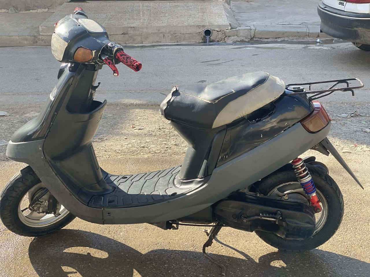 ماطور بوتين للبيع مكين امعمر مرا وحده ماطور نظيف اعوزا بس باتري السعر 150او للطيبين بي مجال الاستفسار عل الرقم  ***********
