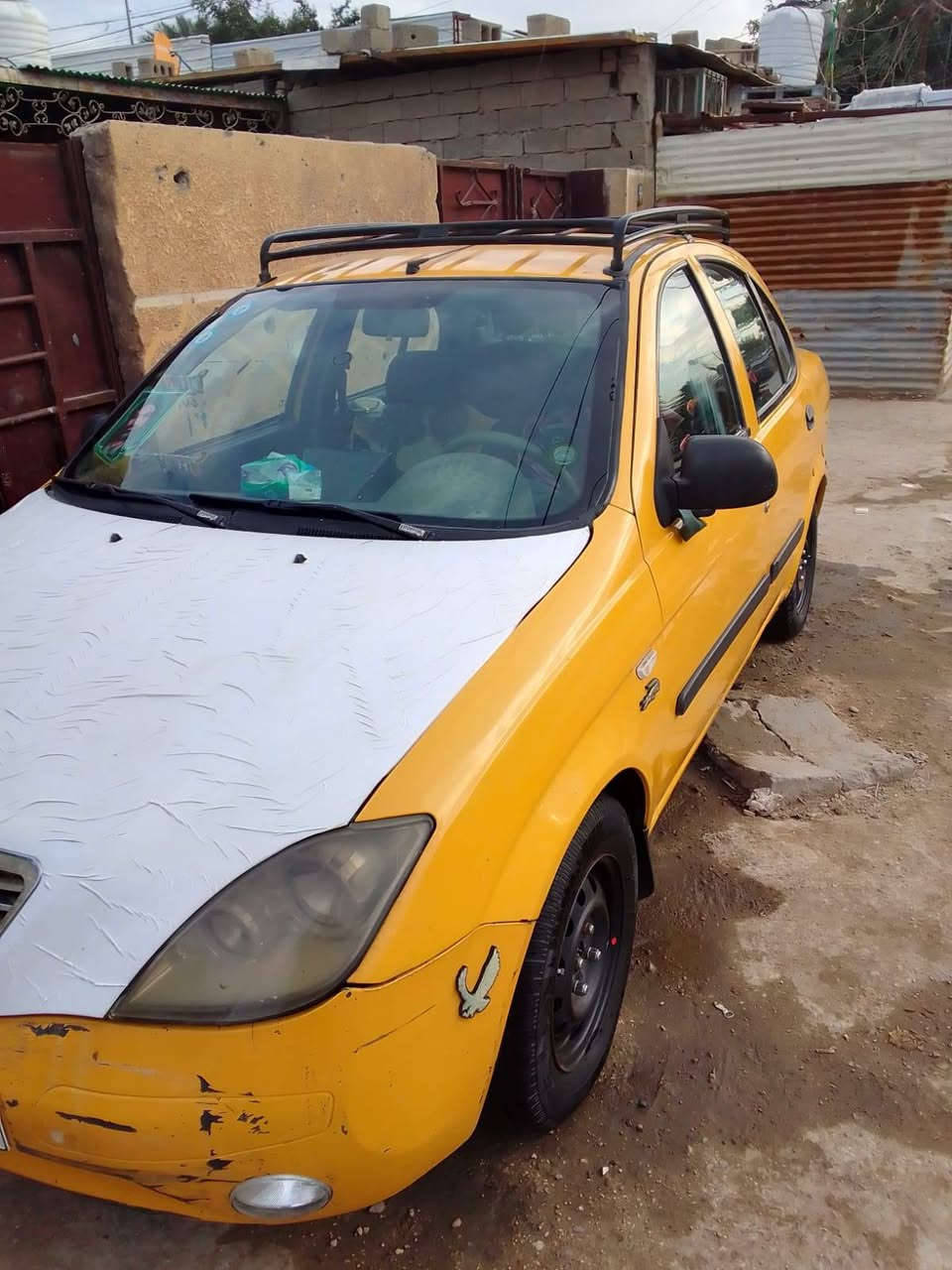 سلام عليكم للبيع طيبه موديل 2015كلشي شغال بيها تخم تاير مصفره هيئه وغرامات هزه جديده  سنويه بسمي السعر 34وبيها مجال 
الاستفسار الاتصال علا الرقم ***********
