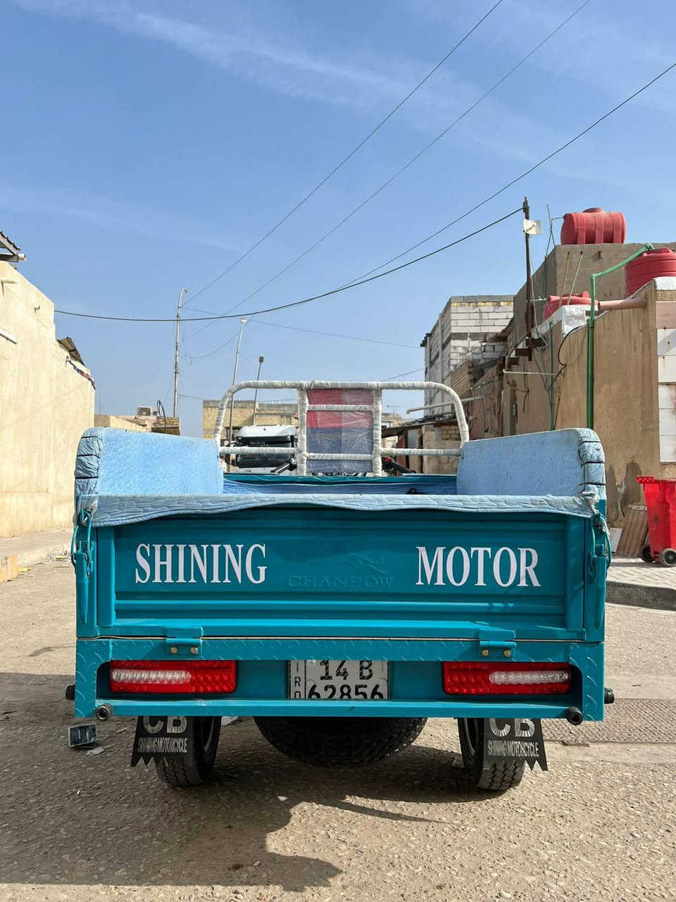 سلام عليكم ستوته للبيع مديل 2025 صارلهة اقل الشهر من طالعة من الوكيل  ثاني تبديله دهن وكيلهة الاخوين كفاله عامه من كلشي رقم وسنوية بسمي المكان بصره جزيره شط العرب السعر ٣٩٠٠بيهة مجال حك الجية ***********
