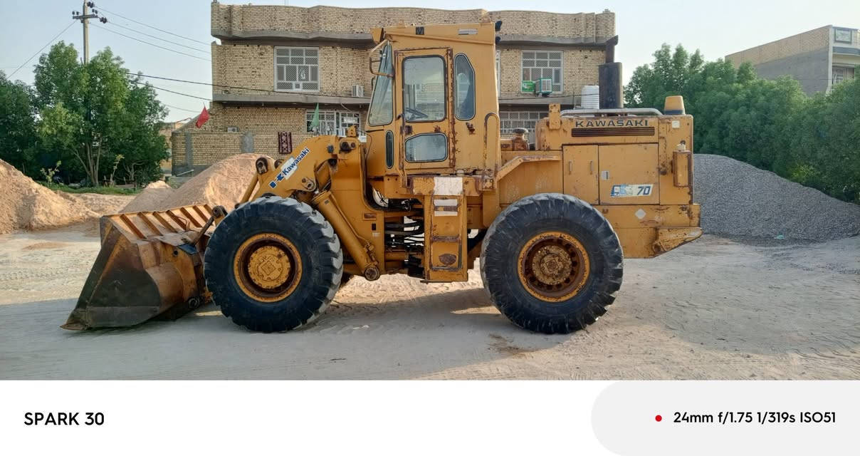 للبيع كاوسكي موديل91 مكينه وگير مكفولات تخم تاير سنويه جديده مشروع وطني مداور ثاني يوم  مكينه جاهزه للعمل ***********
