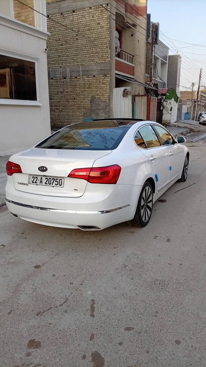 السلام عليكم
من رخصة الادمن المحترم
للبيع فقط بالنقد
كيا كادنزا 2011خليجيه رقم أربيل الدولي باسم كردي شرط التحويل بيها جاملغ خلفي صبغ فقط بدون دواخل بدون ايرباك الباقي مكفول كير ومكينه شرط الفحص 
مواصفات فول واحد على واحد ملكي
فتحه سقف بانوراما طكتين
بصمه تشغيل
بصمه أبواب 
مري شفط
كشنات جلد
تحكم ستيرن
ستيرن فاليوم
خزن ميموري 
كشنات اماميه كهرباء
تبريد قطعتين
دبل كزوز
بلوتوث أواكس
برده خلفيه كهرباء
حساسات خلفيه 
كامره دواره
لد أمامي 
براجكتور زنون
لايت زنون عالي وناصي
اناره ليليه داخليه أحمر
اشاير بالمري
يدأت نيكل
وضعية الترحيب عند الاقتراب
تبريد ثلج 
تدفئه شغاله 
تخم تاير
باتري جديد
صدر أمامي وخلفي ممتاز
ويل كب 18
كهربائيات كلها جاهزه 
السياره حلوه وجاهزه للجناي السعر 118$مجال بسيط للشراي مكاني بغداد الكرخ للاستفسار الاتصال بالرقم *********** الشراي فقط يتصل رجاءا وتعال، شوف السياره وأحكم وتدلل
