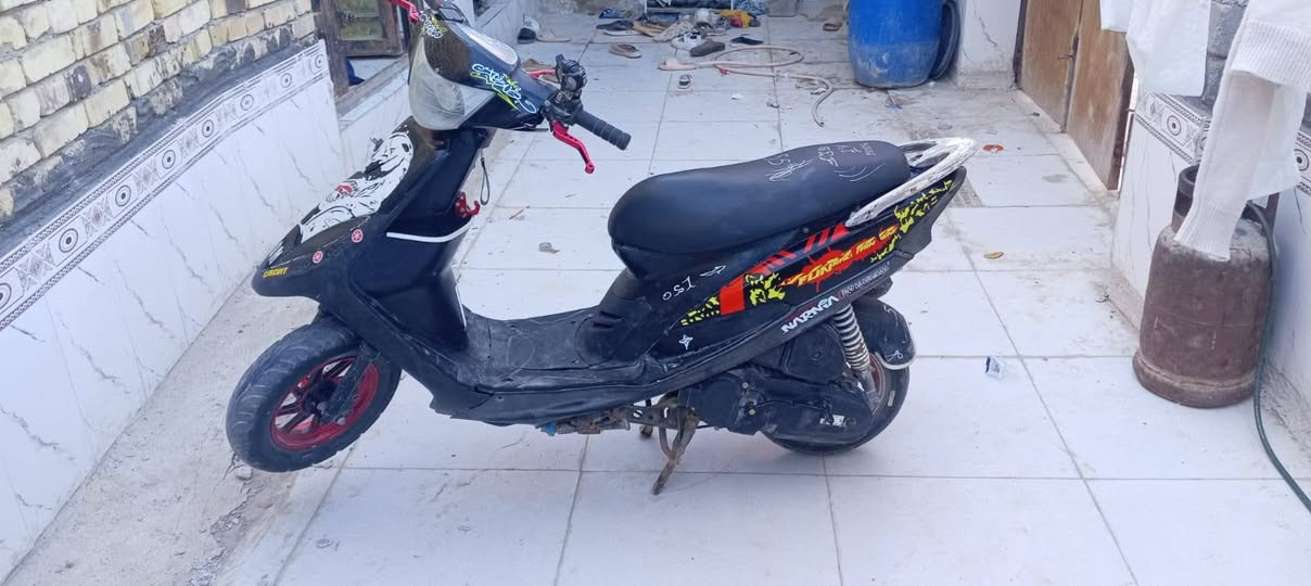 سلام عليكم دراجة ماكس عدلة ياباني دراجة كاملة مكملة فقط يرادلها سلف باتري جديد ضفيرة جديدة كابريتة جديدة غراضها كلها جدد السعر 475 للتواصل واتساب ***********
