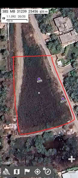 دونمين عامود 664
طريق الازرك السدة
واجهة 100متر  نزال 50 متر 
قريبة عالشارع العام مسافة 150 متر 
السعر 220 وبيها مجال ان شاءلله
دونم مدفون دونم غير مدفون
وتباع كل دونم وحد وايضا تباع نصف  دونم وحد
الرقم ***********
