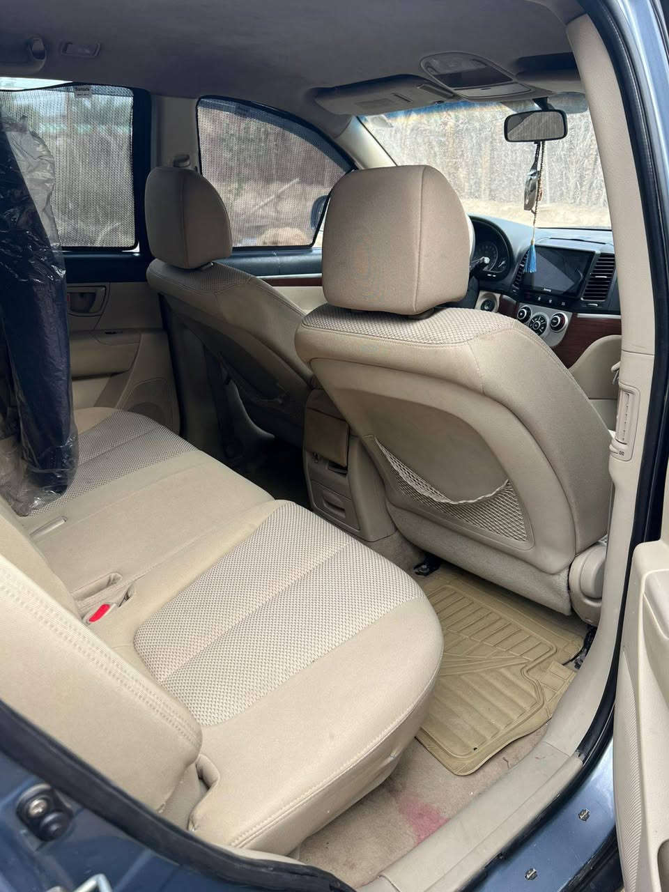 سلام عليكم سنتافي موديل 9 بغداد الدولي الجديد سنويه ماساقطه وارد خليجي مكينه 6 سلندر ٧ راكب مكينه كير حداديه جديده تخم تأيز سياره جاهزه تبريد ثلج ٣ قطع مصبوغه جماليه اقل حزام وحسب السونار سياره جديده وجاهزه مكاني بابل السعر ١١٥ وبيها مجال شرط المداور ***********
