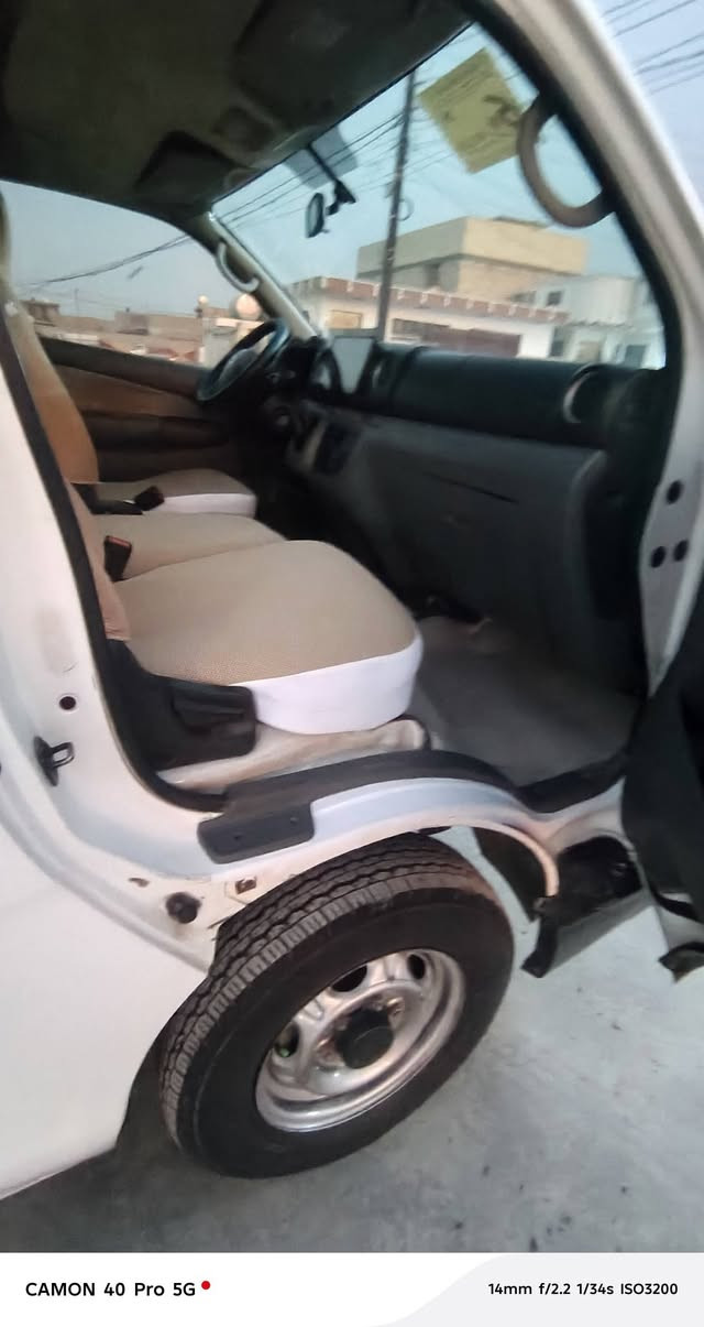 السلام عليكم نيسان عاليه 2016
سياره بلاديه قطره صبغ مابيه 
سياره مو زيرو سياره ماشيه 205 كيلو متر 
بيه تكحيل فقط 
جاهزه من كلشي 
تخم تاير جديد 
درع جديد 
دوشمه عامه جديده 
مكينه كفاله بلاديه 
كير بلادي 
تبريد محور كمبريسر جكساره 
تبريد ثلج ويه سويج 🥶❄
تحويل جديد سنويه 2030
هزه جديده
مكاني بغداد معامل الباويه 
خابرني واني خادم
 ‏‪***********‬‏
