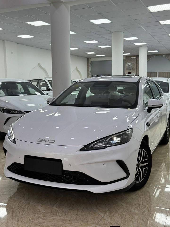 السلام عليكم وصل سيّل فايف 5زيروووو 0️⃣ انتبهه ( مرقم بغداد لوحه وسنويهه)
فوللل مواصفات 

بصمه وكارت 

سلايد 

13كامره 

اوتو بارك 

12حساس

شاشه جبيره مو هاي العميه

د شكام بلادي
 
أناره ترحيب البوب 

قطعتين تبريد

ماشيه 4000 ألف  
سياره مكفوله كفاله عامه

ملحقاتهه كامله (كاعيات -شاحن -فوم-ماسحات-مثلث)

السعر  (23.000000مليون وبي مجال (مرقم بغداد لوحه وسنويه )

الاتصال ***********
