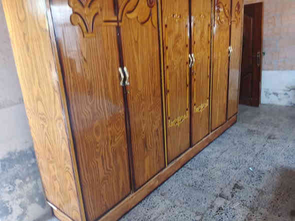 غرفتين  صاج سعر وحده ٣٠٠ الف شراي يتصل ***********...اكو توصيل
