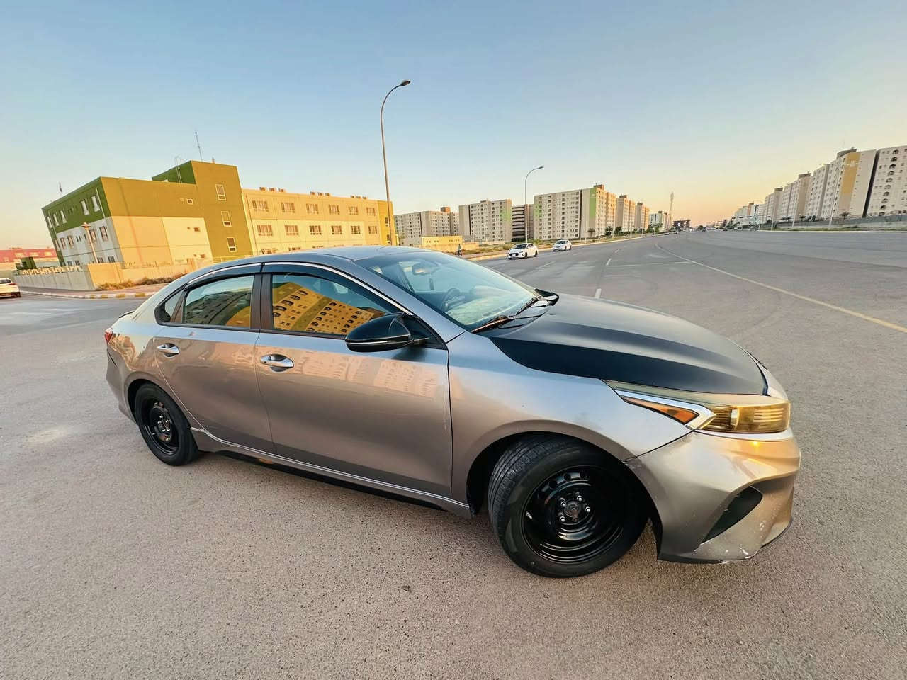‏فورتي جيتي 23 رياضي فول￼ من عدى فتحة ‏حادثة موضح امامكم بالصورة سيارة وارد أمريكي محرك 1600 تيربو رياضي مكاني واسط الصويرة اللي يحب ليه تواصل على الرقم *********** ￼￼￼￼￼
