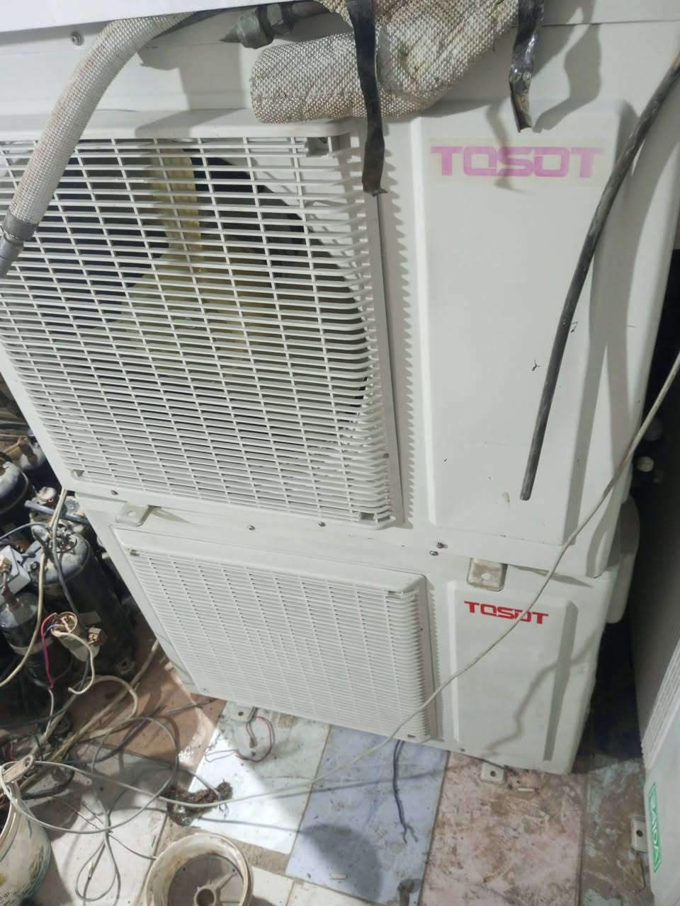 خارجيات 2طن وخارجات 3طن وداخليت كنتوري وجداري  2طن 3طن العنوان النجف الاستفسار ***********
