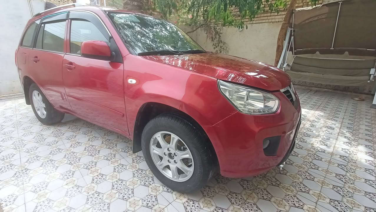 السلام عليكم تيكو موديل 13 مكفولة من الضربه والصبغ العام بيهه بس رشات صبغ تجميل  خفيفه أثر جراد شرط خياس مابيها مكينه وكير بلاد كهربائي جاهزه من كلشي مكان السياره بالشطره والسعر 57 وبيهه مجال تلفون *********** أو ***********
