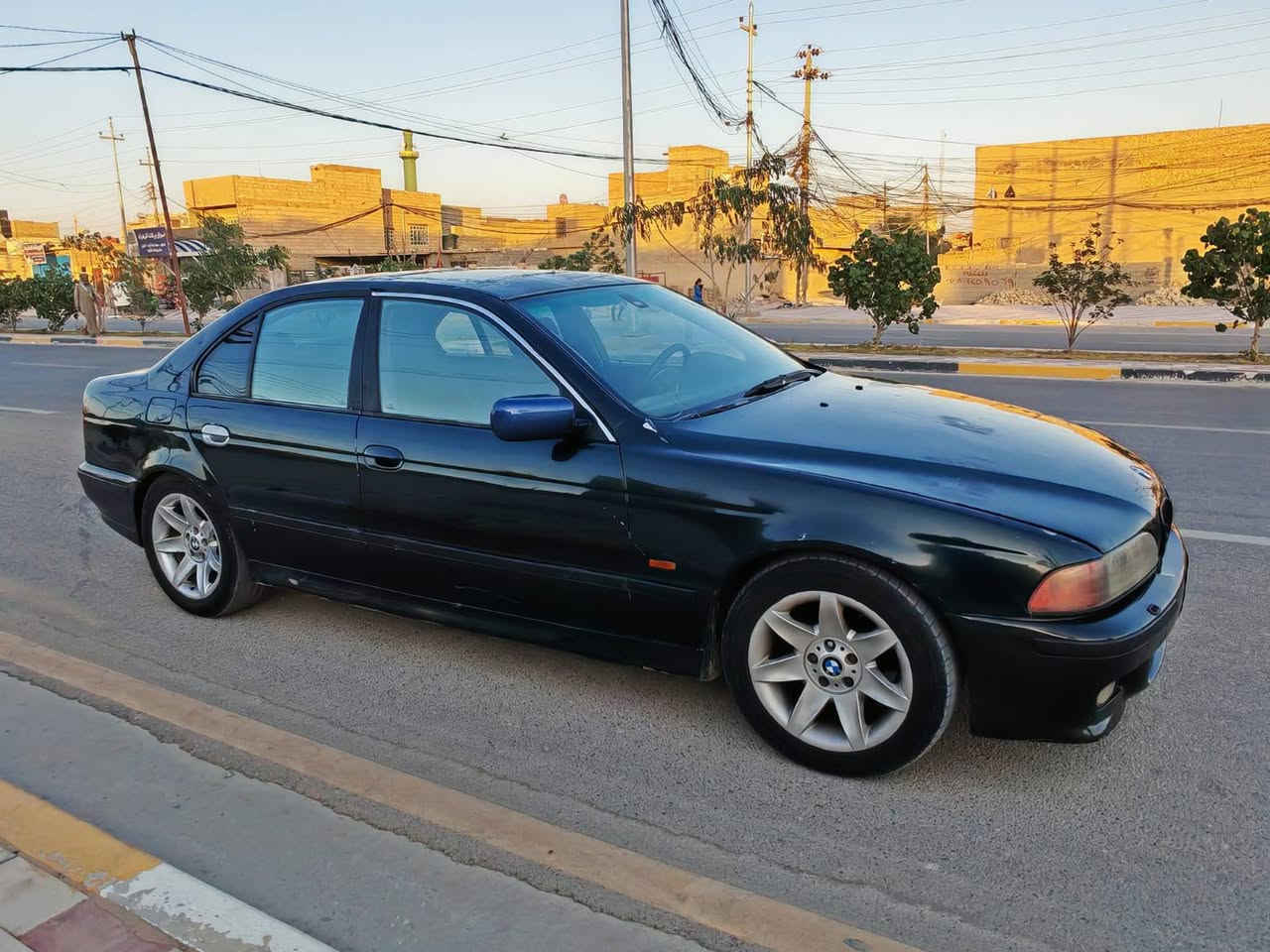 بي ام صقر مديل 2000حجم 540مكينه8 مكينه وكير شادهن جدد كهربائيات كله شغاله مواصفات فول فتحه تحكم ستيرن برد بلاديه دبل جام ستيرن كهربائي تبريد شغال سنويه ما صاقطه لل27رقم بغداد مكان السياره كربلاء السعر 59وبيه مجال بصيط ***********
