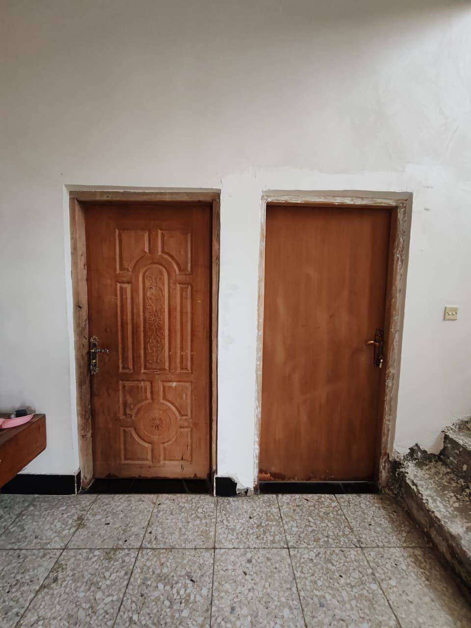 ياالله السَلٱمٌ عـَلـْيگمّ مرخصت الادمن

دار للبيع بنيانه جديد بي غرفتين نوم +صاله+استقبال+ مطبخ +حمام داخلي + صحيات خارجي مساحه البيت 200 البيت امسلح البيت زراعي مكانه الفلكه سلمان ع طريق لي يطلع ع مشتل البيت كامل وامكمل مجاري ماي كهرباء تبليط  بس اجيب غراضك وتكعد بي  السعر 77 وبي مجال للستفسار ***********
