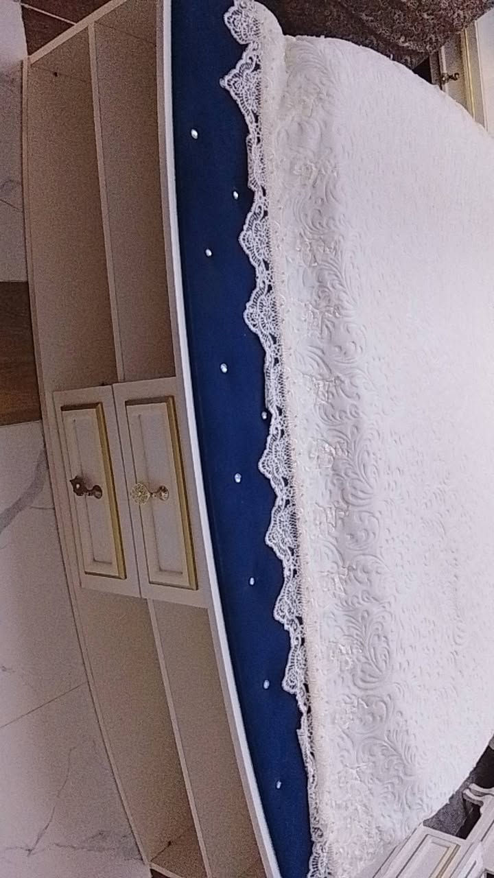 غرفه تركي للبيع العنوان اربيل بحركه السعر اب 600 وبيها مجال بسيط تتكون من 9 قطعه ومعا الدوشك


**إذا كنت صاحب هذا الإعلان وتريد حذفه لأي سبب، رجاءا أرسل رسالة إلى الدعم الفني**