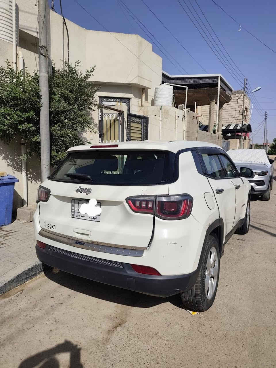للبيع جيب كومبارص  موديل 2018
أستعمال شخصي مثل ما واضح جديده 
 

 رقم بصرة 

سعرها مناسب جدأ (110 ) قابل للتفاوض 

 حادثة جامولغ خلفي جة اليمين 

مكاني بصرة 

اي ستفسار واتساب وأنه حاظر 
***********
