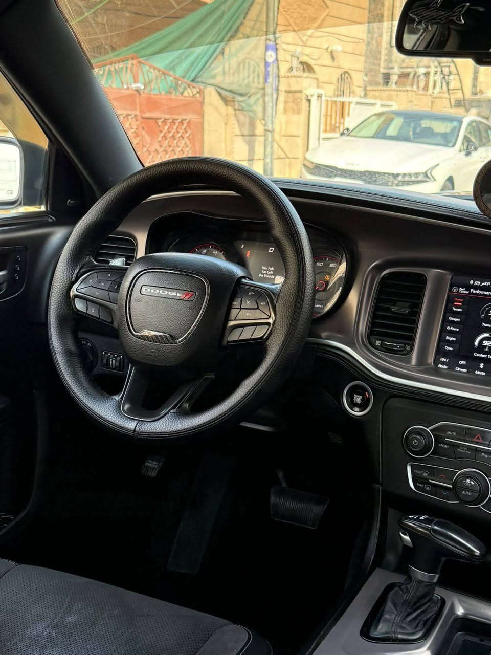 جارجر Gt بلاس موديل 2019
 فول مواصفات . فتحه
فجوج بريمبو فلنجات مشيفه
شاشه كبيره نفكيشن مع اوبشنات srt
رادارات جانبي نقطه عمياء
لانج كونترول سوير تراك باك 
خزن ميموري
دشبول جلد خياط وبطاين ابواب جلد
كشنات جلد ومخمل كهرباء 
كشنات تدفئه تبريد
سترين كهرباء 
هيتر ستيرن
دبلات srt صفر
مرآه عاتمه للضوء وقلاب
سماعات الباين
ماشيه 53000ميل
رقم السياره بغداد الجديد
حادث السياره دعاميه خلفيه فقط بدون ايرباك ودواخل صور الحادث بلمنشور
مكان السياره بغداد المنصور
رقم صاحب السياره ***********
