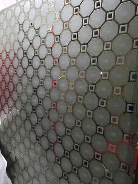 رشيد العنوان حي السفير قرب القلعه البلوك***********
