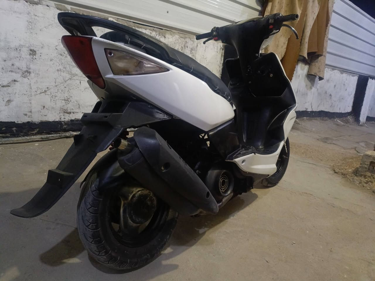 ماكس مضلع مزوده بوشه 55 غير هذا البوشه ما ملعوب كل شي بالمحرك دراجه شرط باي ساعهك نقره سلف السعر 4 00 وبيها مجال عنوان بغداد شعل***********
