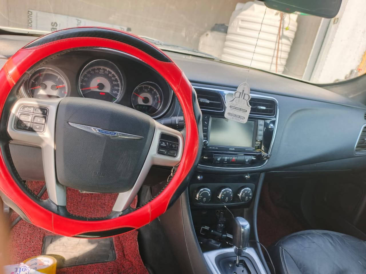 سلام عليكم السياره جاهزه مكينه كير حداديه بيهه ضربه بصيطه بل جاملغ ٠٣٦٠٠تبريد ع السويج تخم تاير   سي ٢٠٠.     ٢٠١١١الخلفي صوب العبري مصبوغه عام جماليه رقم بغداد بسمي مداور ثاني يوم 75وبيهه مجال تصال وبيك خير ودلل ***********
