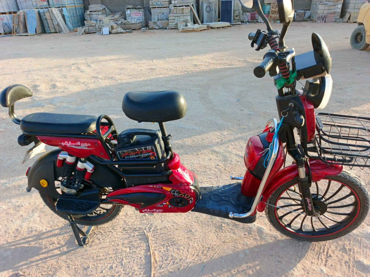 عمي سلام عليكم هاي دراجه البيع  شحن 3ساعات كلشمابيه ونطيك بيه مكاتبه وهاذ رقمي *********** والسعر 450 وبيه مجال والمكان قظاء الهلال
