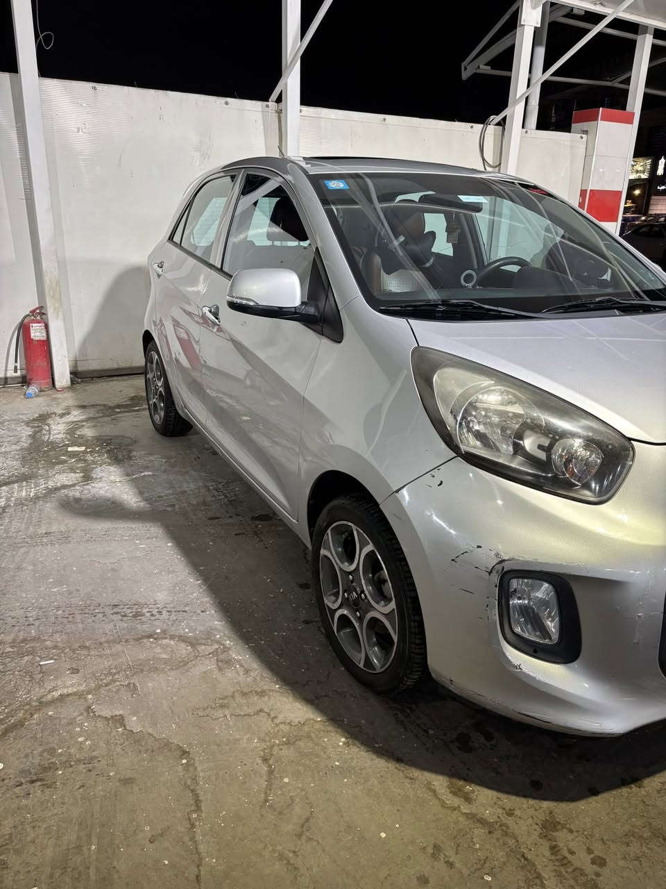 كيا بيكانتوا
 خليجي٢٠١٦
فول مواصفات
بصمة
فتحة سلايد
اللون سلفر
ماشية ٥٥ الف فقط
تخم تاير جديد
كشنات جلد مشمشي
جام كهرباء
كامرة خلفية + شاشة اندرويد
حساسات خلفية

السعر : 10,000$دولار وبيهه مجال 

***********
