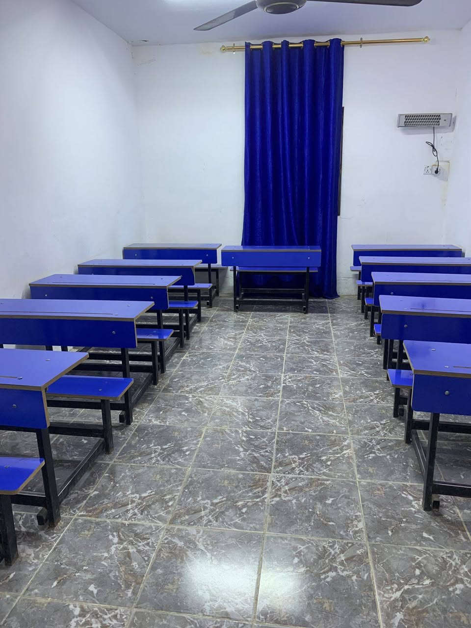 🛑يعلن معهدالتلميذ المتميز عن استمراره التسجيل للعام الدراسي ٢٠٢٥/ ٢٠٢٦  

وبكادر  كفوء ومتميز ولجميع المرحل  الدراسية (ابتدائية -متوسطة- اعدادية ) …

✅شرح واضح ومبسط لكل مادة .
✅ تحفيظ المادة للطلاب .
✅ حل الاسئلة الوزارية لكل موضوع من موضوعات الكتاب.
✅ حل اسئلة وتمرينات الكتاب .
✅ مراجعة شاملة للكتاب .
✅ امتحانات يومية وأسبوعية وشهرية ونصف سنوية وشاملة .
✅ متابعة دقيقة ومركزة لكل طالب .
✅ شرح اساسيات كل موضوع .
✅اهتمام خاص بالطلبة منخفضي المستوى العلمي .
✅  نجاحك ويانا سهل و ١٠٠ ويانا مضمونة . 
✅ متابعة الغيابات والمستوى الدراسي عبر كروب التلكرام

على الطلبة الراغبين الاسراع بالتسجيل
تمنياتنا لطلبتنا الاعزاء بالنجاح ، ومن الله التوفيق🩵💛

🌇معهد التلميذ المتميز طريقك نحو النجاح🌇
العنوان : بغداد /الشماعية/شارع الكهرباء 
مقابل مخبز الحجي مجاور #مكتبة التلميذالمتميز ومنفذ العميد 
📲للاستفسار الاتصال على الرقم ***********

او مراسلتنا ع واتساب ***********
