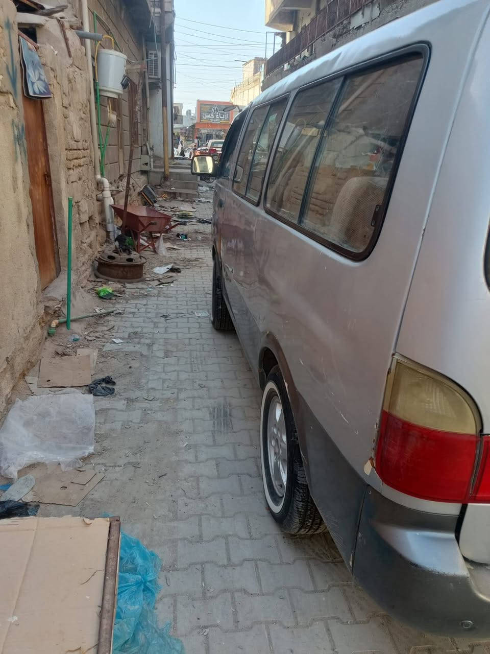 السلام عليكم منغولي البيع بسمي سنويه 27 مكينه وكير واكسل مكفولات شواصي 4 مكفولات كهربائيات عامه شغاله مصبوغه صبق عام السعر (100) وبيه مجال مكلف بنشر هذا رقم راعيه اتصل وتدلل (***********) مكان سياره البصرة شط العرب
