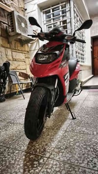aprilia 150cc - 2024 ماشيه 7 الاف والدراجه بعدها وكاله ومن الشركه ب310...