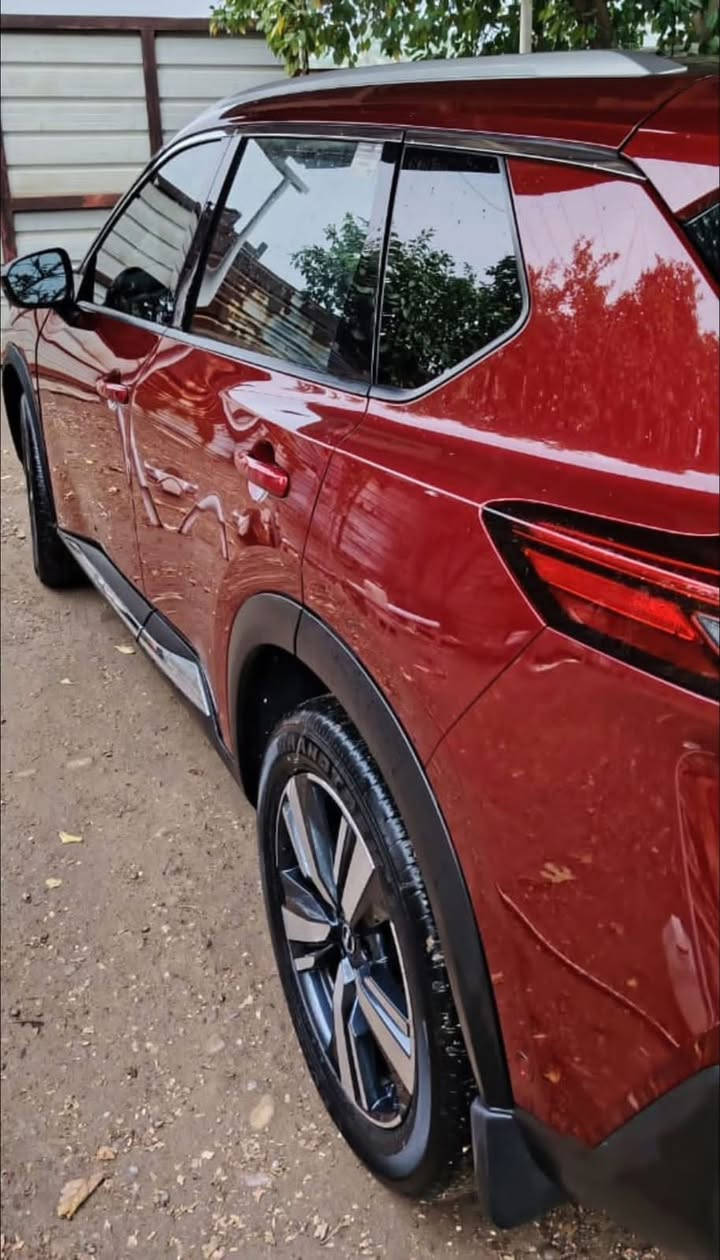 السلام عليكم 
 للبيع  (نيسان روج  (بلاتنيوم  اعلى فئة )  فول مواصفات موديل 2023  /ماشيه ١٣ 
(الضربه الدعاميه الأماميه الدركه والبرده فقط )
رقم اربيل 
(مكان السياره بغداد ) السعر  175 
للأستفسار عن السياره  صاحب السياره على الرقم  
خط واتساب 
‏٠٧٨٨ ٢٨٧ ٠٠٥٨
