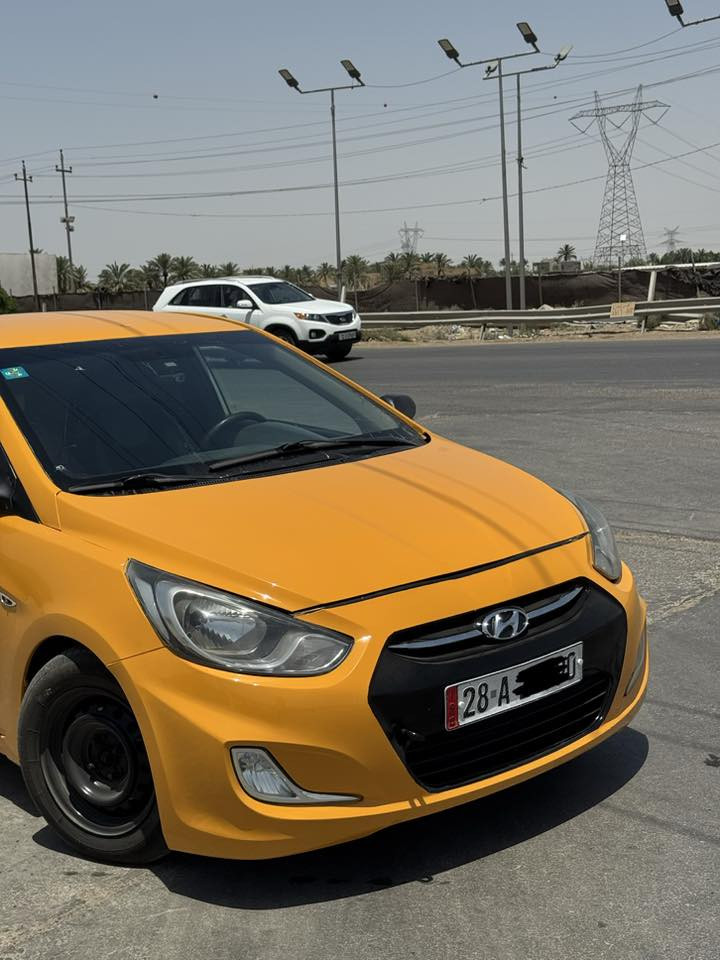 اكسنت 2012 خليجي محرك 1600 قطرتين
رقم نجف دولي بأسمي تحويل وين متريد 
تبريد تدفئة كله شغال 
السياره معمره ومصبوغه جديد 
السعر 73 ورقه 
هيئة مصفره ما عليها شي 
مكاني بغداد 
***********
