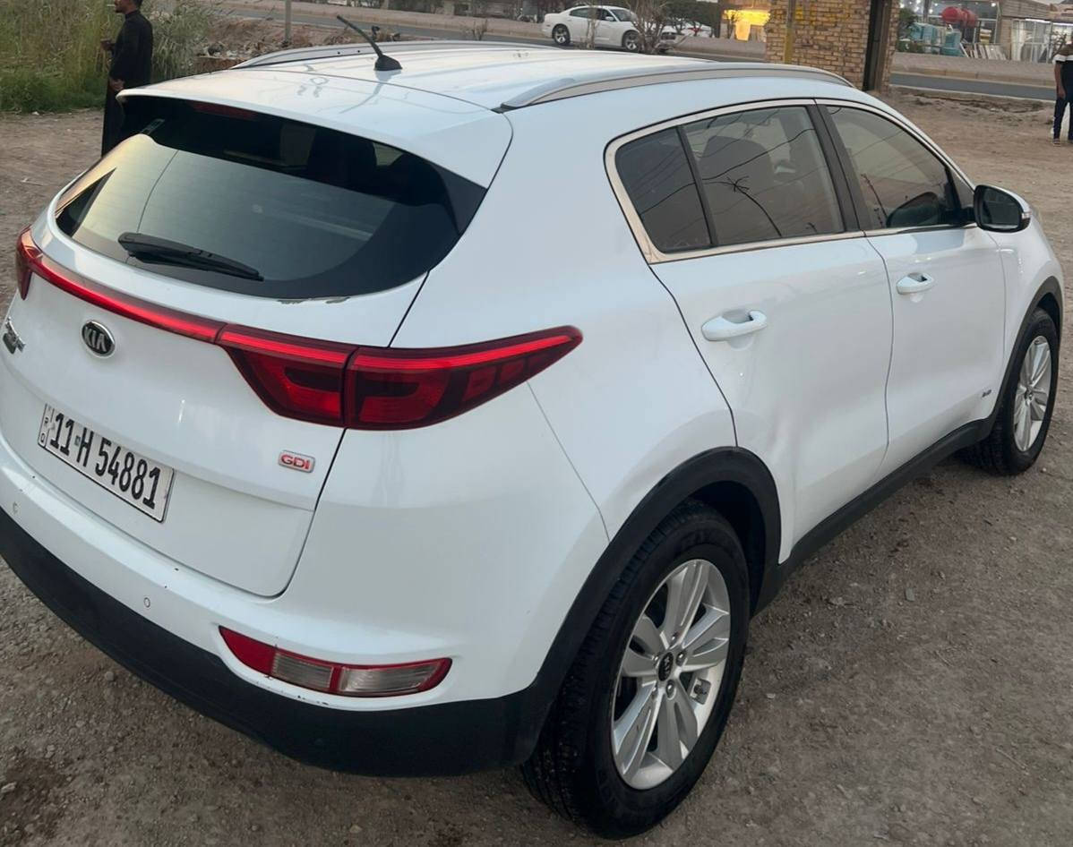 مكلف بالنشر
كيا سبورتج خليجي 2017 رقم بغداد.
سونار مع صور
سياره احلئ من صورة 
مواصفات كما موضح بالصور
محرك كير مكفولات
مداور ثاني يوم
السعر 160 مجال قليل
الاستفسار *********** صاحب سياره
