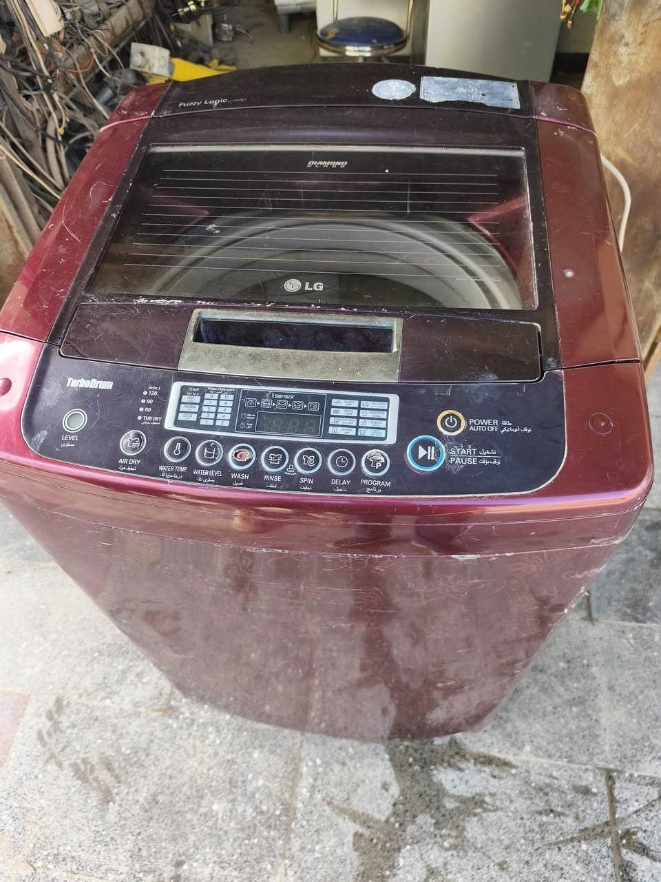 غساله LGللبيع جديده استخدام قليل
200 وبيه مجال قليل***********
