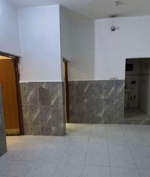 شقة للايجار في الحكيميه
بناء حديث
نضيفه جاهزة للسكن
تحتوي على
غرفتين
صاله
استقبال
مطبخ
صحيات
سعر الايجار 500 الف
للمعلومات اكثر الاتصال على الارقام
او زيارة موقعنا 
البصره _ شارع عام حي الزهراء _ قرب مستشفى النفط 
***********
الذهبي للاستثمار العقاري
مجاز قانونياً
