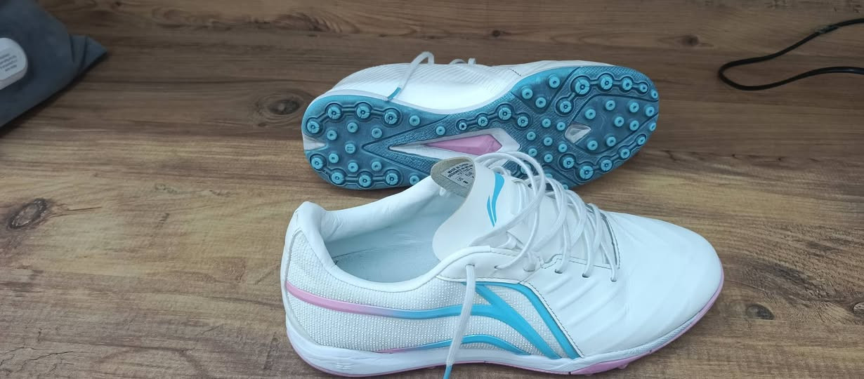 بالە مستعمل قیاس 41 یلبس 40 
سعر 25


**إذا كنت صاحب هذا الإعلان وتريد حذفه لأي سبب، رجاءا أرسل رسالة إلى الدعم الفني**