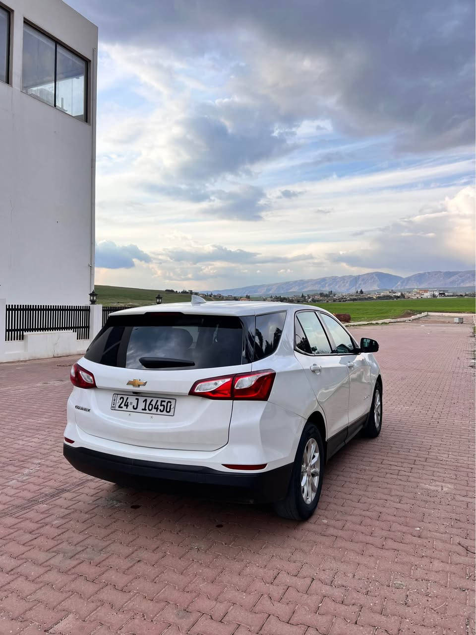 تلفون ***********
شوفرليت ايكونوكس ٢٠٢١
سعر ١٢٠ ورقه 
مواصفات lt بصمه شغال شاشه كاميره لايت زينون تحديد سرعه سوكان فوليوم بريك بصمه رادار 
رقم سنوي هزه جديدي تحويل وكاله غرامات ب شرت 
٦٠٠هزار غرامه
سياره عام صبوخ نيه به عام ده فروشم به شه رت بي ژورئ و بي ارباك
گير محرك رادار به ردي گزوز هه موي به شه رت اكر, نينوى
