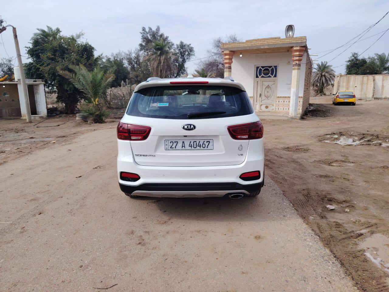 السلام عليكم 
سورنتو 2020 خليجي 
مكفوله كفاله عامه من الضربه والصبغ والتبديل 
ماشيه 95 
رقم ذي قار ب اسمي مشروع وطني 
السعر 260 وبيها مجال 
مكاني ناصريه مركز
رقم الهاتف ***********
