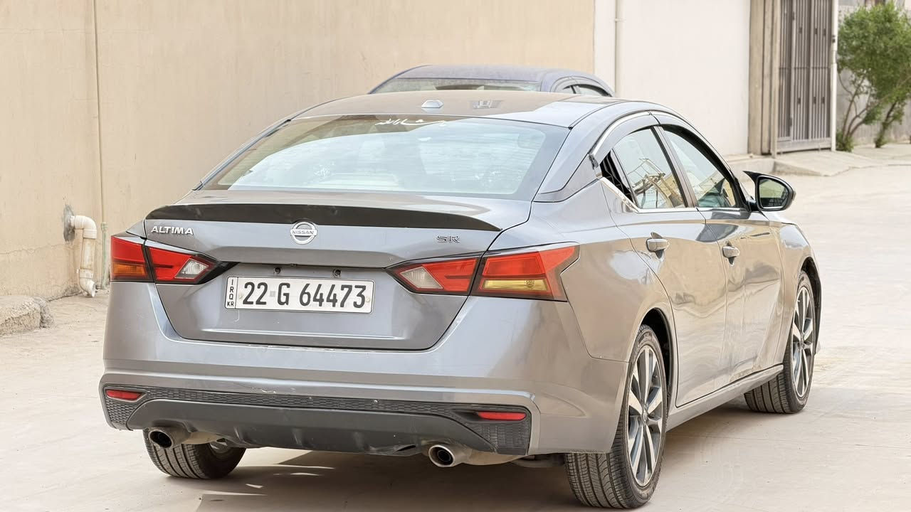 سلام عليكم
للبيع 
نيسان التيما 
موديل 2019
مواصفات SR
جلد 
شاشه 
تحكم ستيرن 
رادارات 
تشغيل عن بعد 
ويل كب 
صور السونر و الضرر بل منشور 
ايرباكات سليمه 

تخم تايرات جديد 
صدر امامي خلفي جيد 
سعر 118 وبي مجال 
مكان السيارة دياله خانقين 
***********
