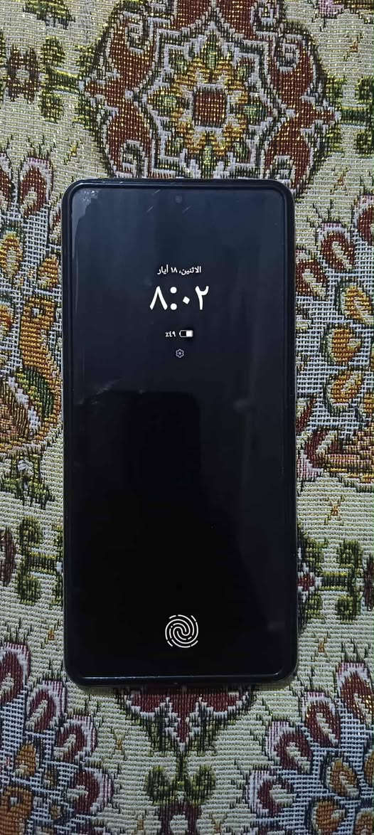 *🔥 للبيع - ريلمي جي تي نيو 5 اس اي Realme GT Neo5 SE 🔥*

السلام عليكم  
عندي جهاز *Realme GT Neo5 SE* للبيع، جهاز قوي جداً للألعاب والاستخدام اليومي.

*مواصفات الجهاز:*
- *الشاشة*: 6.74 إنش AMOLED 144Hz، ألوان حلوة وسلسة باللعب والتصفح
- *المعالج*: Snapdragon 7+ Gen 2 - يطير بالـ PUBG و COD بدون لاك
- *الرام/الذاكرة*:16GB RAM / *1TB* تخزين
- *البطارية*: 5500 ملي أمبير + شحن سريع 100 واط يشحن بالكامل بـ 25 دقيقة تقريباً
- *الكاميرا*: 64MP أساسية + 8MP واسعة + 2MP ماكرو
- *الحالة*: [الجهاز بي كسر بل شاشه وطبع وكسر بل جامه مال كامرت بس مو مأثر علي الجهاز شغال كامل]
- *الملحقات*: [،كفر، لزكة]

*السعر*: [٢٢٠] قابل للتفاوض للشراي الجاد

*المكان*الموصل
جهاز يستاهل سعره، شحن سريع وبطارية جبيرة ومعالج قوي وتخزين 1 تيرا يكفيك سنين. اللي جاد يراسلني خاص.

#بيع_موبايلات_الموصل #ريلمي #RealmeGTNeo5SE


**إذا كنت صاحب هذا الإعلان وتريد حذفه لأي سبب، رجاءا أرسل رسالة إلى الدعم الفني**