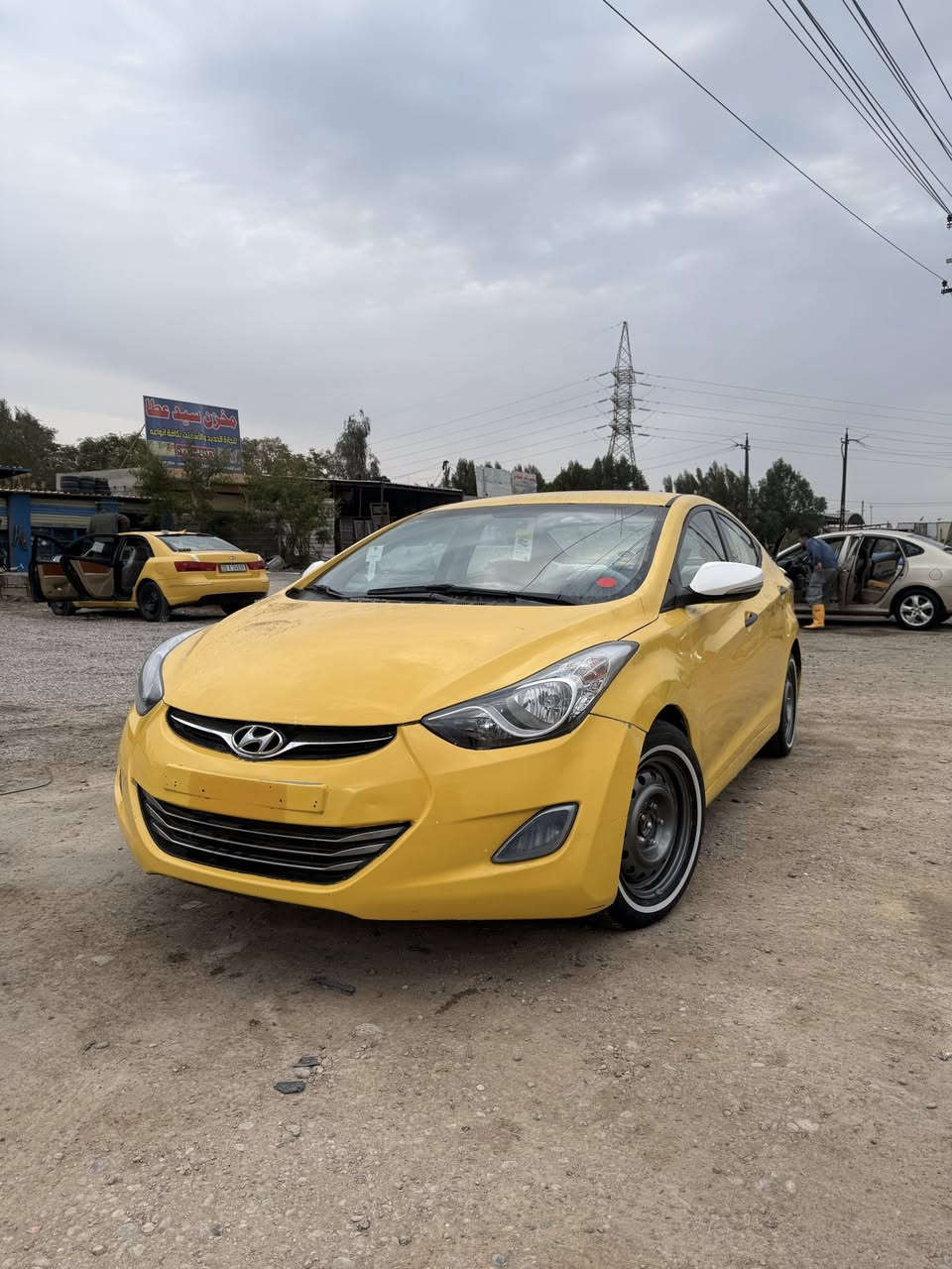 السلام عليكم شباب الانترا 2012 ليبل واحد بدون اي قطعه تبديل رقم نكليزي بسمي مكينه جديده 1800 دوش صدر امامي خلفي جديد كامله مناقصهة كلشي سعرهة 85 وبيهة مجال قليل للاستفسار *********** مكاني ديالى بعقوبه
