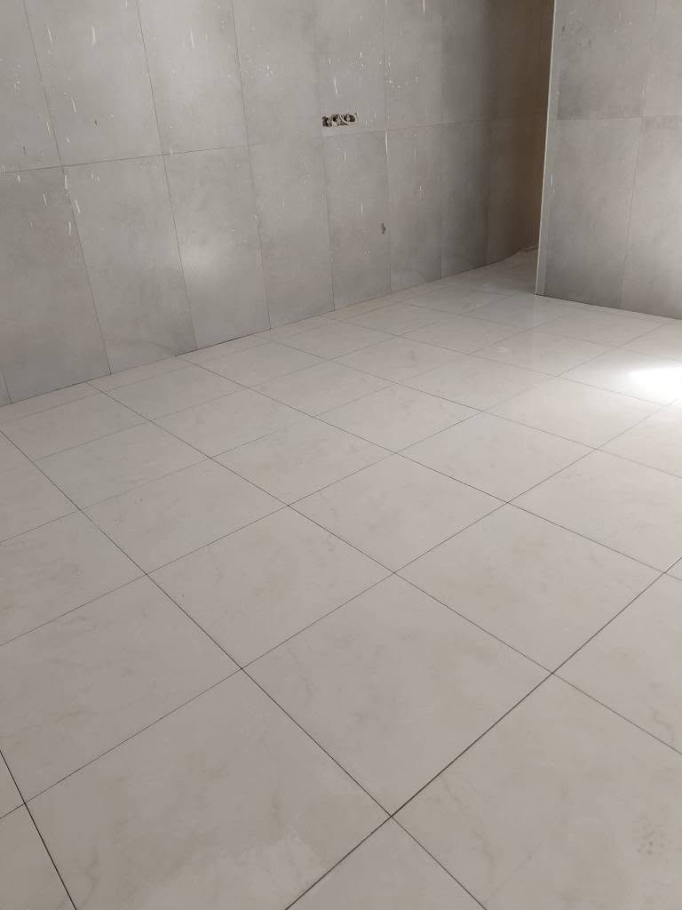 خلفه سيراميك متفرغ للعمل
نعمل سيراميك مرمر كرانيت 
بايات درج حجر قرض بورسلين 
استفسار اكثر اتصل 
 *********** واتساب
‏‪مستعدون لكافه أعمال الترميم كربلاء, العراق
