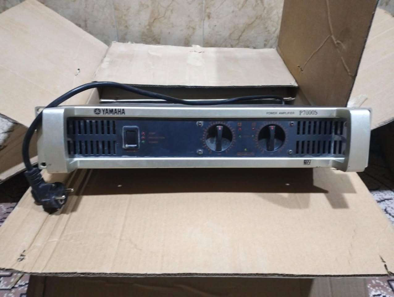 زوجين سماعات EV ابو الشريحه + باور ياماها 7000 للبيع السعر خاص او الاتصال ع الرقم ***********
