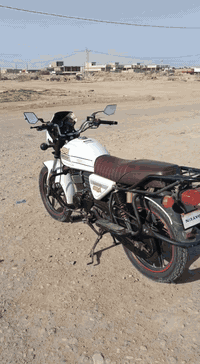 سلام عليكم دراجه البيع 25كفاله عامه وراق سكنر المكان صويره شارع 20 سعر 1500وبيهة مجال خاص او ***********
