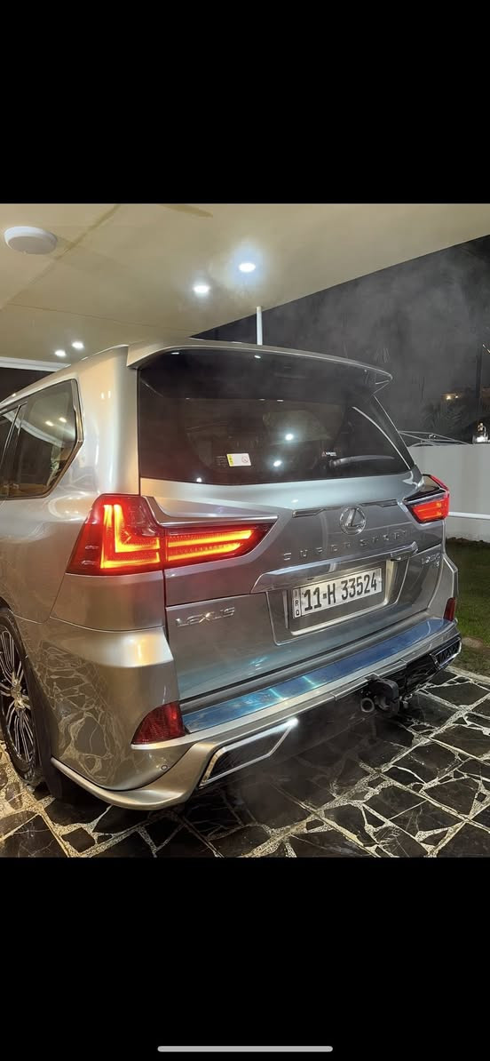 السلام عليكم لكزس 2021 سوبر سبورت S بريم اصل لون تتانيوم رقم بغداد ب اسمي ماشيه 55 الف سياره كفاله ماعدا نكراش بلباب خلفي بسيط سيارات فول مواصفات بوب شفط جكات تصعد تنزل ومعروفه مواصفات الكزس بعد مكانها بغداد حي جامعه وهاذه رقمي ***********
