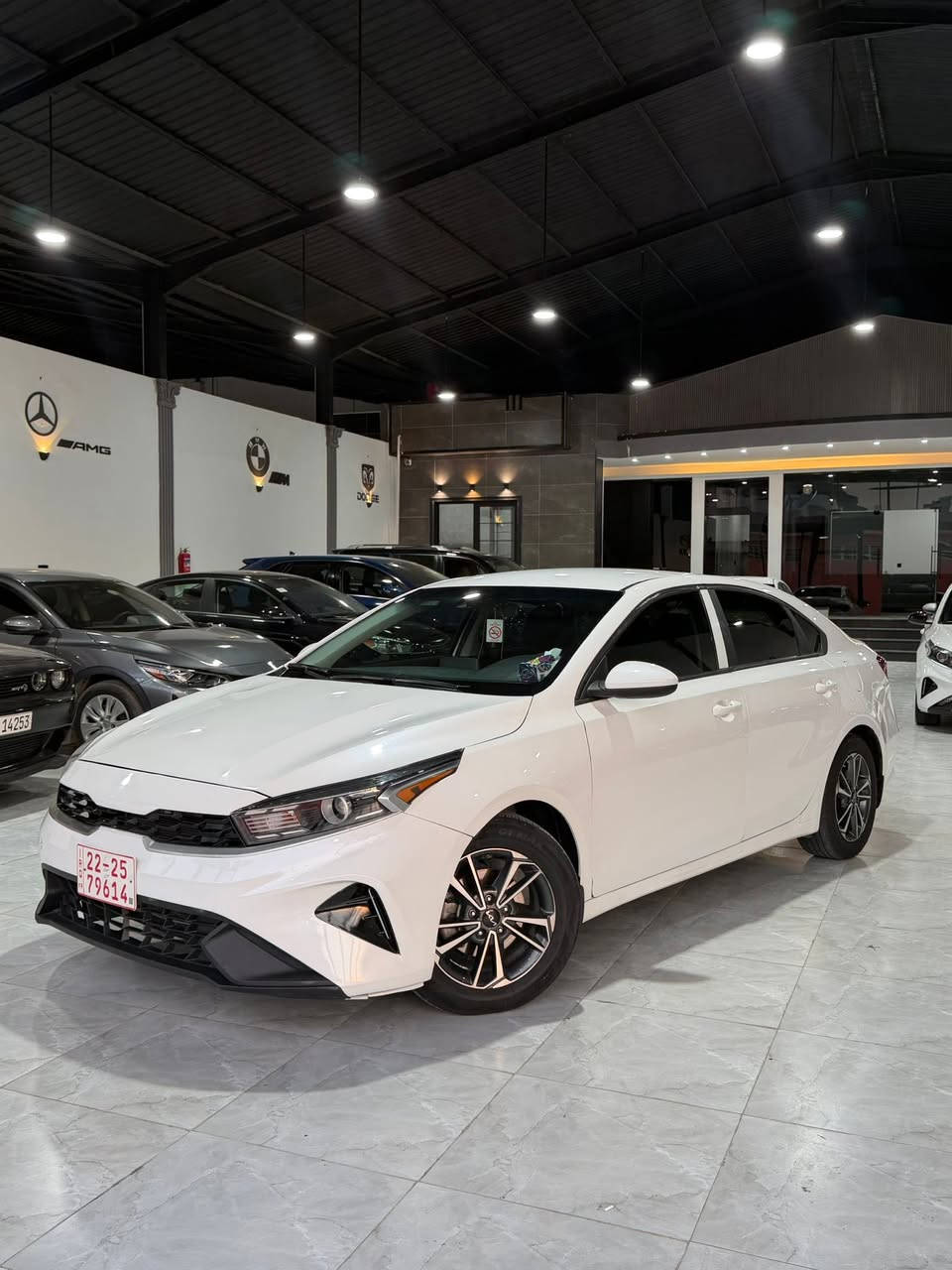 � السعر: 119 ورقة (بيه مجال)
للبيع كيا فورتي موديل 2023 – فئة LX

✅ مكينة 2000 دوش المرغوب
✅ شاشة كبيرة تدعم Apple CarPlay
✅ ويل كب
✅ 3 وضعيات قيادة
✅ تحكمات ستيرن

🚗 الممشى: 30 ألف ميل
📋 الترقيم: شمالي

حادث السيارة: صبغ بوند وجاملغ ونص باب السايق.

رقم الشاص مع الصور

📞 للاستفسار: ***********

📍 الموقع: الموصل – مدينة المعارض الحديث
