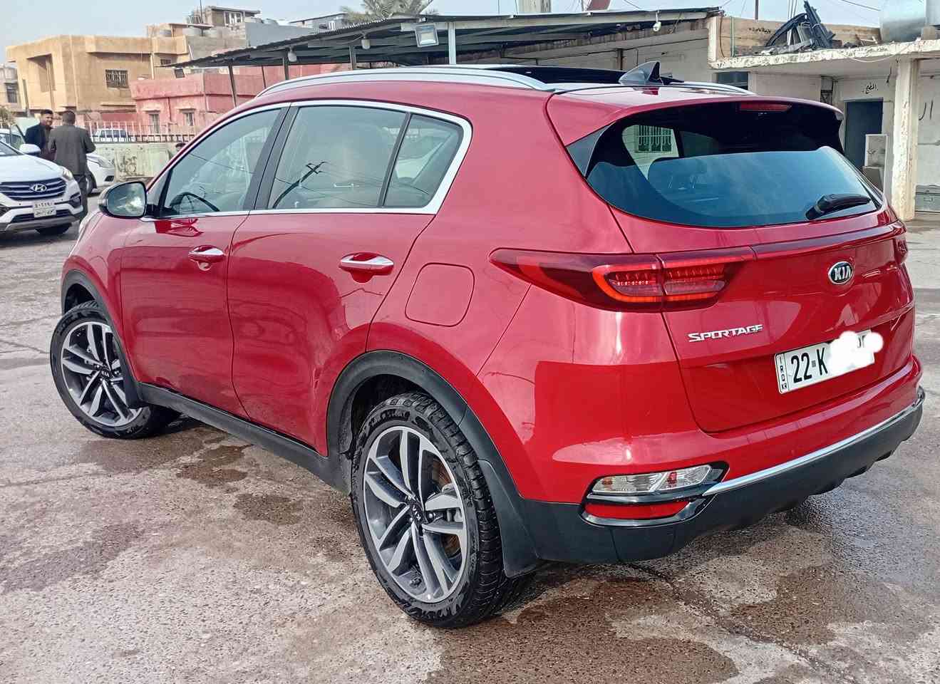 KAI ..SPORTAGE..2020
كيا سبورتج ... ٢٠٢٠
رقم أربيل 22 
السياره: وارد خليجي 
#ملاحظة السياره محرك +كير بشرط ما مفتوح 
#ملاحظة: السياره سونار موجوده داخل سياره 
المواصفات: 
بانوراما 
بصمه 
هندبريك بصمه 
شاشه وكامير 
تحكم ستيرن جهتين 
كشنات كهربائي 
مانع الانزلاق 
اتو هولد
اتو ليد 
شحن وايرلس 
توفير طاقه 12v
كشنات جلد وخملي 
شفتات ستيرن
٥ويل كب 
كشن جك 
داخل عسلي
صندوق كهربائي 
اشاره فى مراه 
مراه شفط
تشغيل عن بعد .
ABS+AUX +USB
#الاتصال: *********** _ *********** 
#العنوان: الموصل _ الحمدانية معرض نجيب اوفي للسيارات
