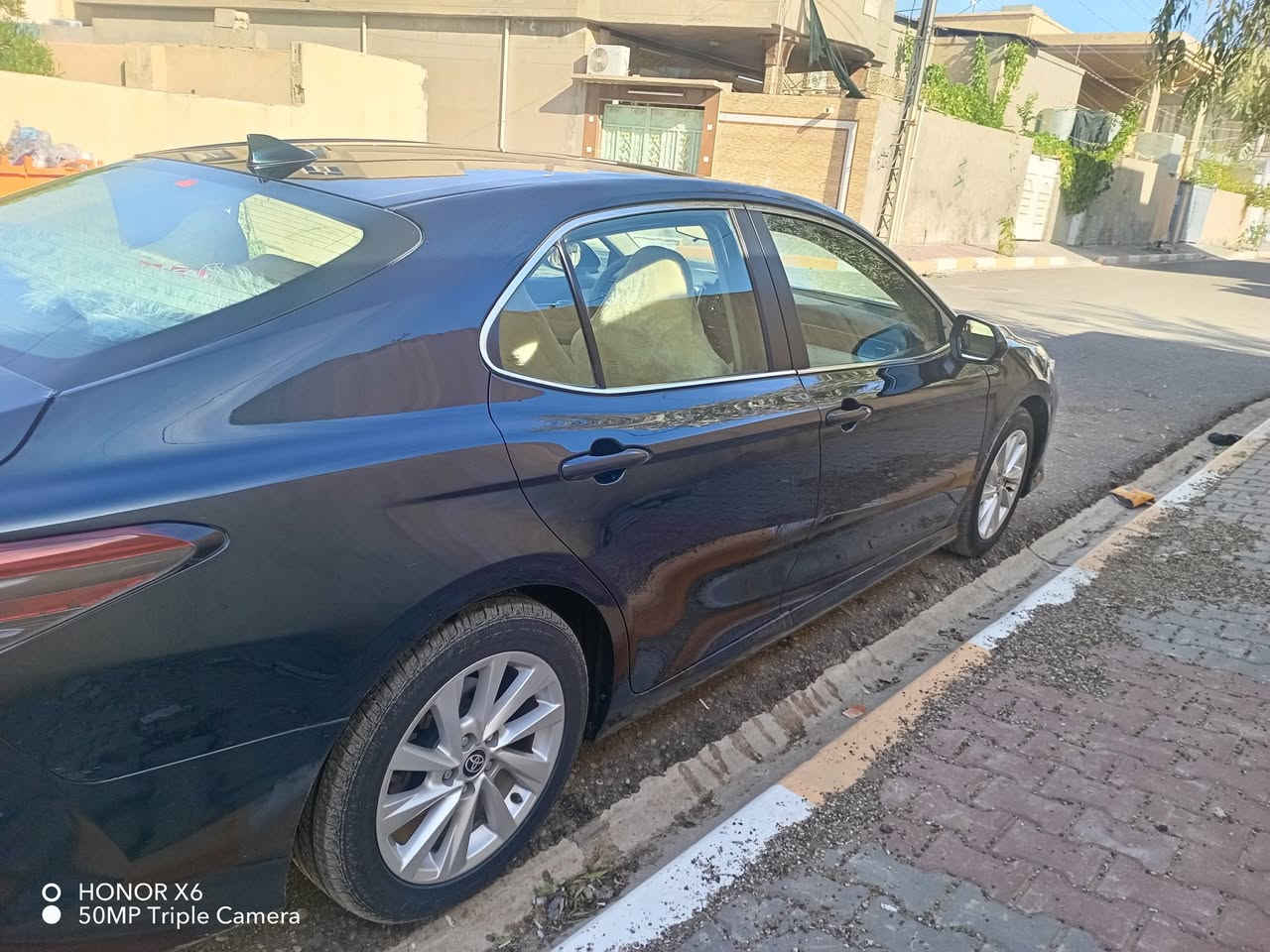 #للبيع_
#كامري 2021 le

رقم أربيل 
تحويل غرامة شرط
ماشية 43 km 
گير محرك مكفول
تبريد ثلج ❄
رادار حجر بيئة شرط
كامره خلفية 
مثبت سرعه 
تحكم استيرن 
كشن كهربائي
مانع تصادم 

بجم كبس خلفي كبس 
بدون دواخل 

📍 المكان كركوك 

دزلي رسالة عالواتساب ادزلك فيديو تفاصيل السيارة
واتساب*********** 📞📞
