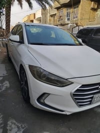 النترا أمريكي ٢٠١٧ بدون شاصي ودواخل وايربك حادثه قبق جنطه مبدل بيه ارب...